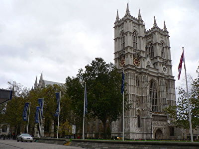 800px-London_Westminster_Abbey.jpg